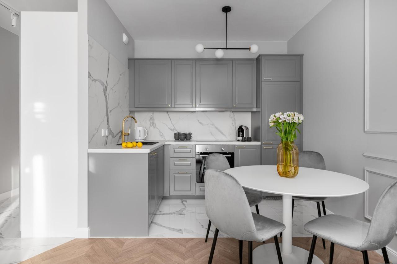 Nexthome Boutique Apartments - Klimatyzacja - Air Conditioning - New Varşova Dış mekan fotoğraf